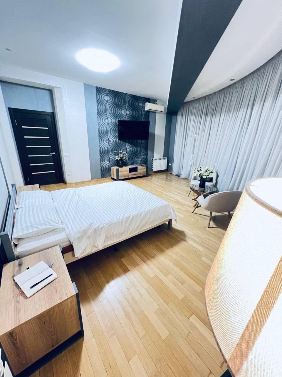 Apartments Tsekhova 1 Street Львов Экстерьер фото