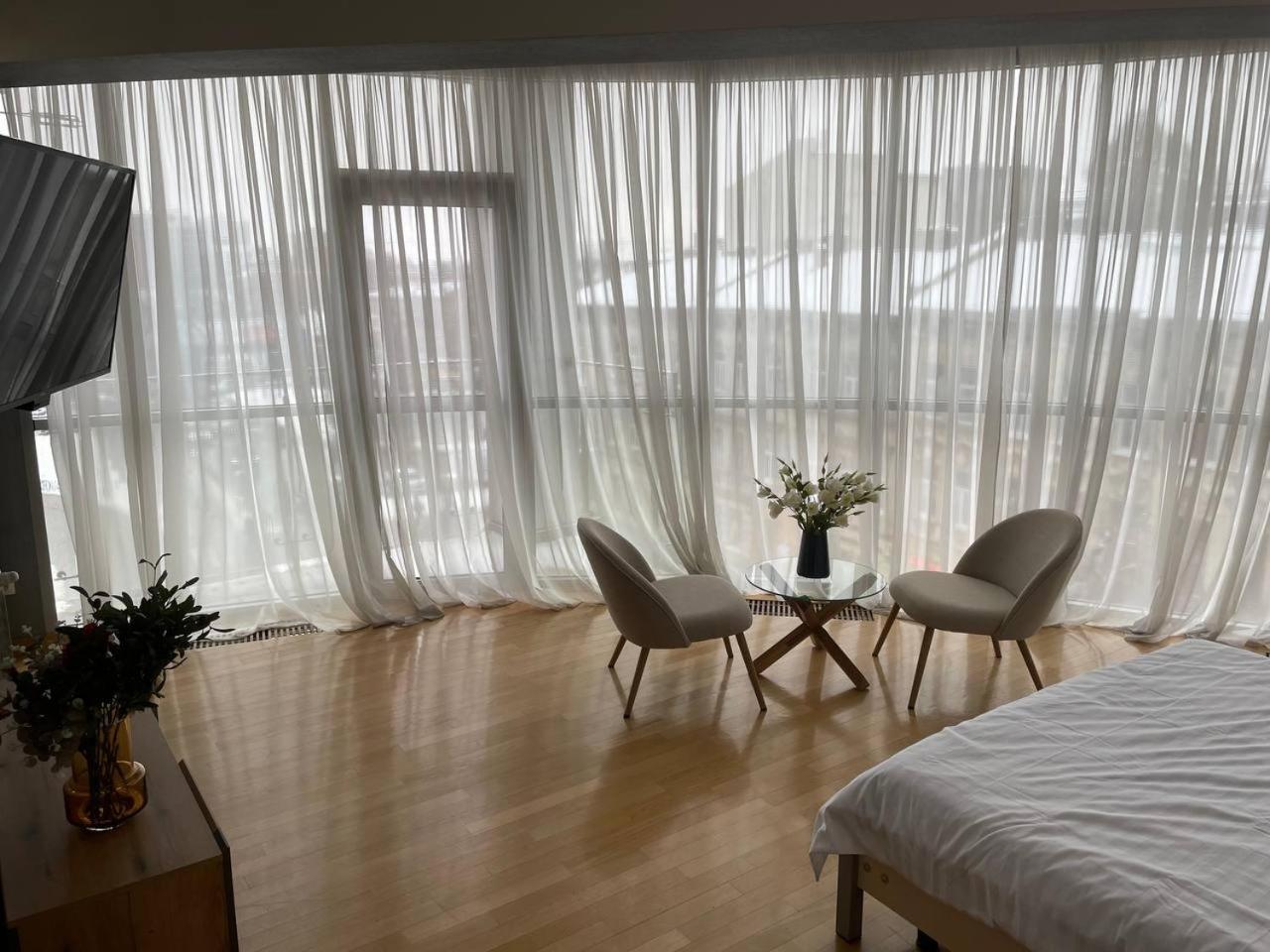 Apartments Tsekhova 1 Street Львов Экстерьер фото